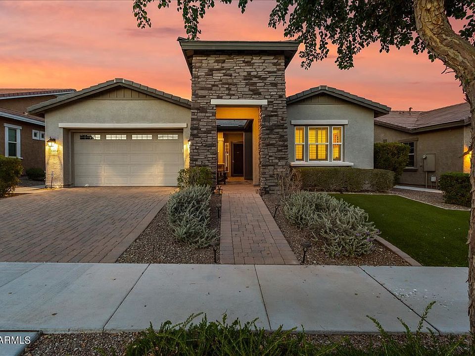 1st image of 20854 W Hillcrest Blvd
