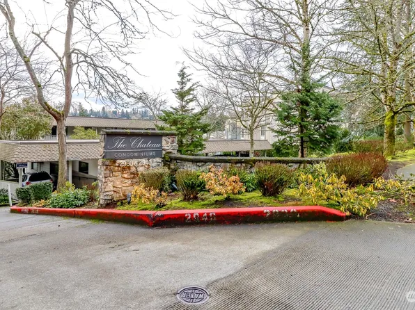 2940 76th Avenue SE #B301, Mercer Island, WA 98040