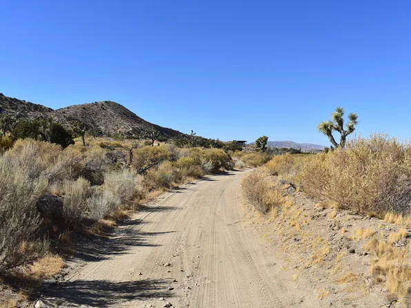 8100 Weber Ranch Rd, Palmdale, CA 93550