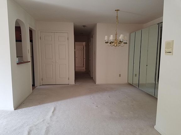 Dining Room (New Carpet will be installed)