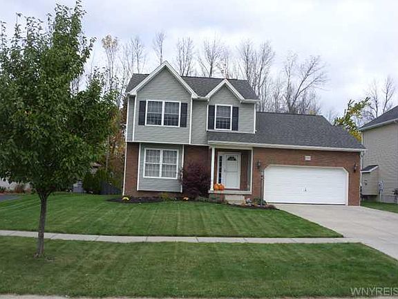 2nd image of 1383 Evergreen Dr