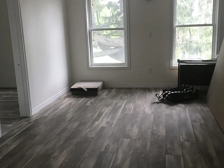 1070 Cockshutt Rd #3 — Photo 12