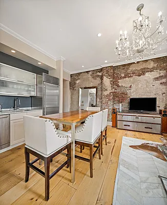 Sold by Compass | media 14