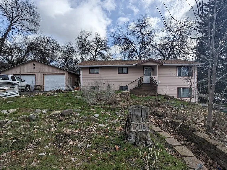 206 Cherry St — Photo 2