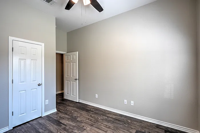 138 Justin Leonard Dr — Photo 18
