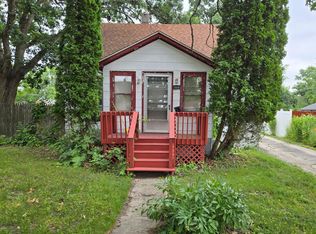 1010 Maplecrest St, Joliet, IL 60432