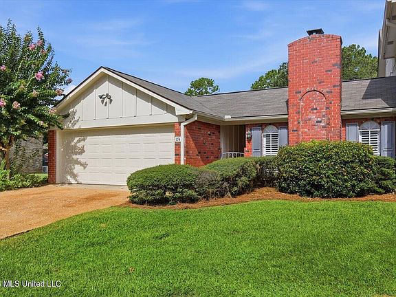 3rd image of 174 Pleasant Grove Dr