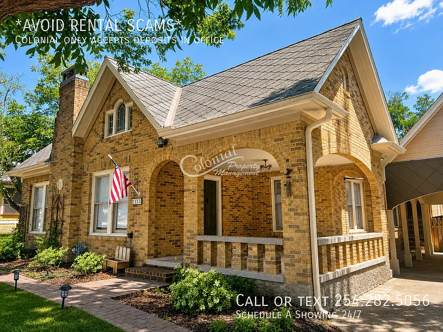 3 bed, 2.0 bath, 2016 sqft, $1,995 — Photo 3