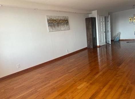 2nd image of 1131 Brightwater Ave #19