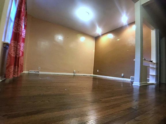 3rd image of 11448 S Saint Lawrence Ave