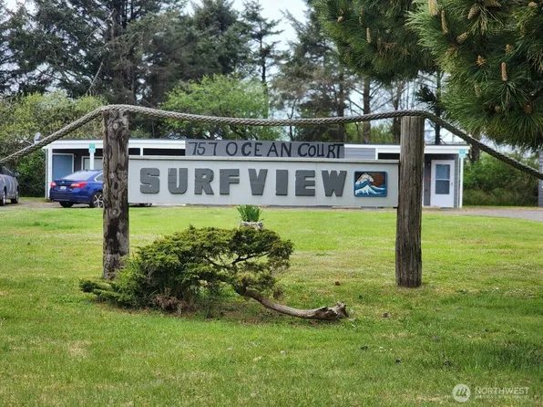 757 Ocean Court NW #20, Ocean Shores, WA 98569