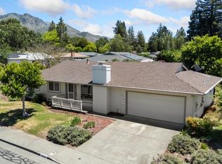 6800 Oak Leaf Dr, Santa Rosa, CA 95409