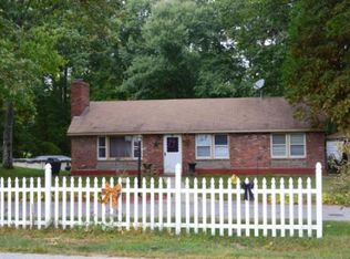 18 Elwood Rd, Londonderry, NH 03053