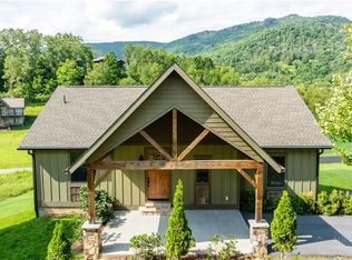 128 Snow Fox Lane, Banner Elk, NC 28604