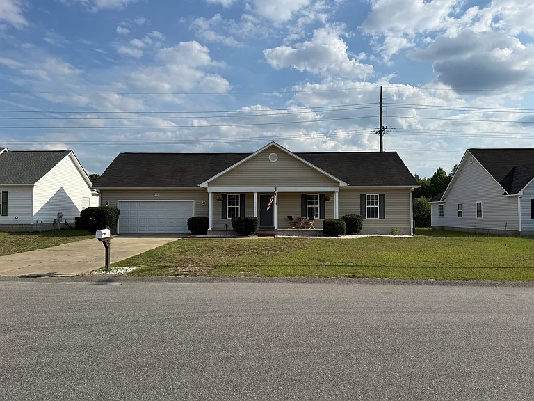 559 Cypress Pond Dr — Photo 2