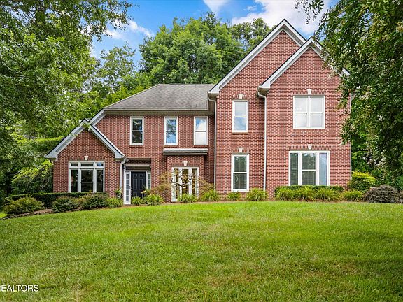 3rd image of 10534 Aspen Ridge Ln