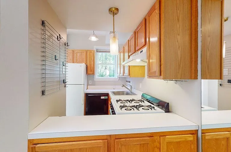 1108 Q St NW — Photo 13