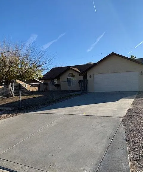 7441 Goleta Ave — Photo 4