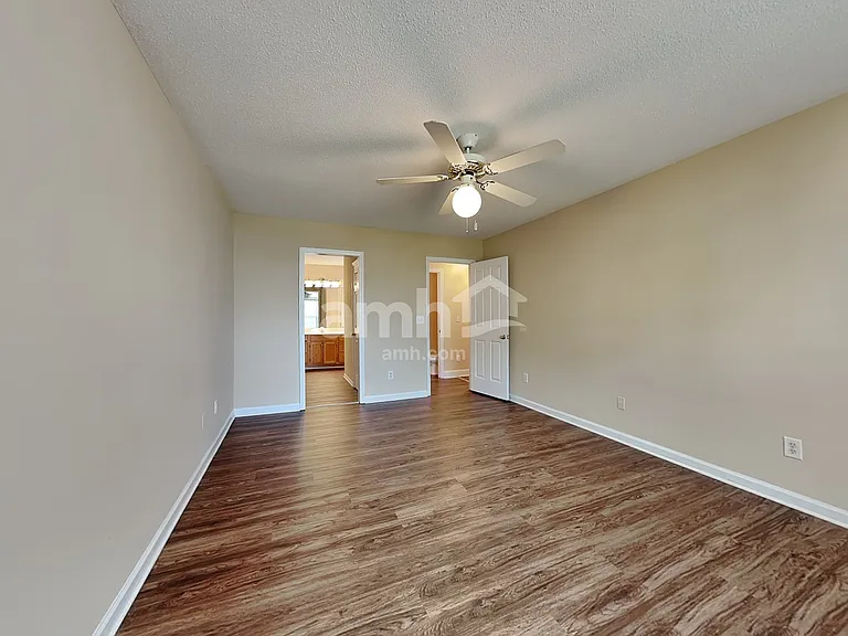 4880 Manteo Ln — Photo 12