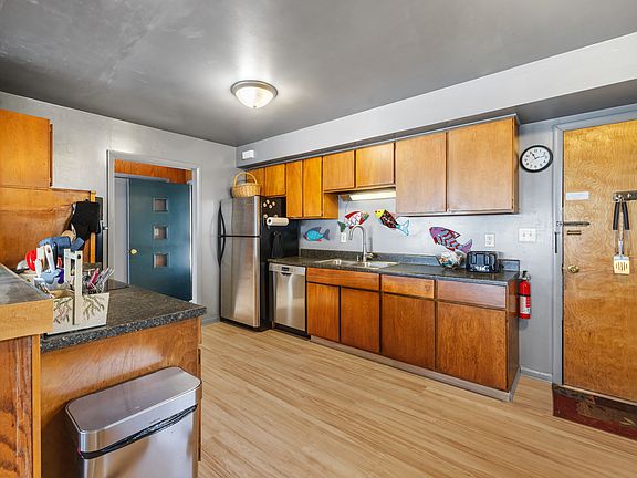 5th image of 1310 Shore Dr