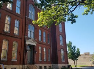 1626 S 11th St APT G, Saint Louis, MO 63104