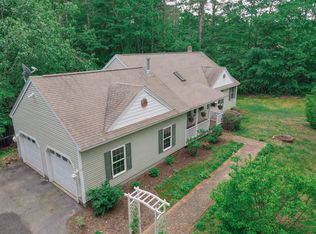 12 Doe Meadow Ln, Springvale, ME 04083