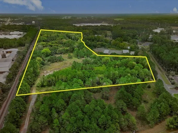175 E Peedin Rd, Smithfield, NC 27577