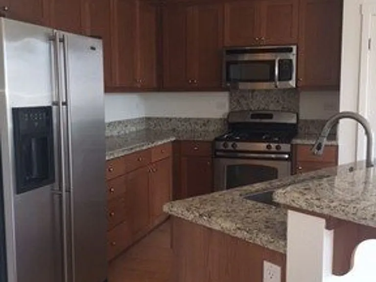 4642 Carpinteria Ave — Photo 6