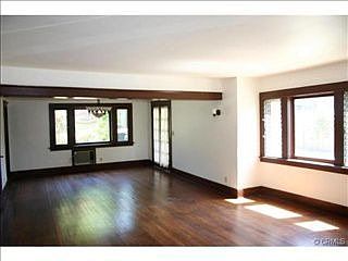 2nd image of 2239 Laverna Ave