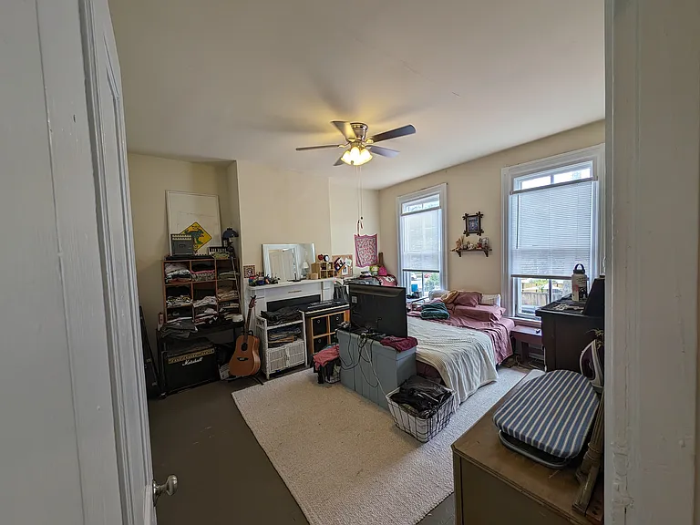 2115 E Marshall St #A — Photo 18