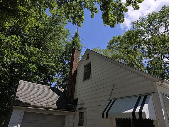 3rd image of 1956 Lindberg Dr