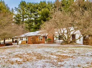 54 Kinley Rd, Williamsport, PA 17701