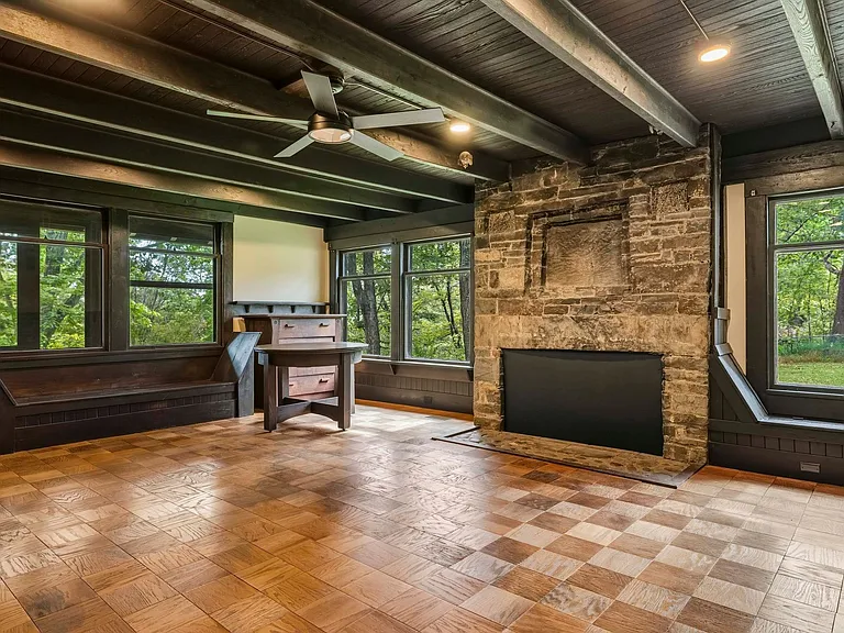5 Riverby Ln — Photo 9