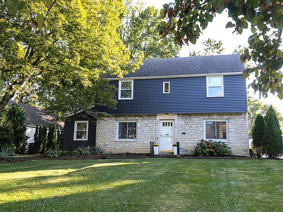 2nd image of 2441 Berwick Blvd