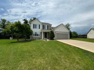 1165 Sawmill Ln, Algonquin, IL