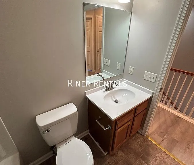 219 Aspen Ave — Photo 12
