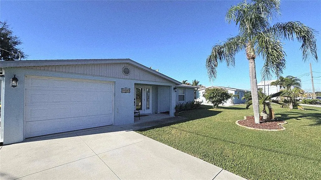2 bed, 2.0 bath, 1348 sqft, $4,000 — Photo 1