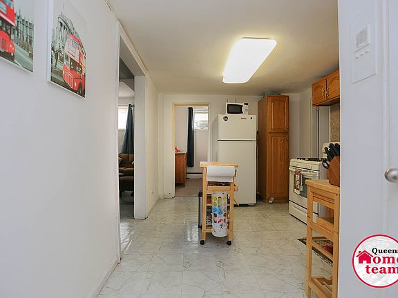 2nd image of 34-20 Parsons Blvd