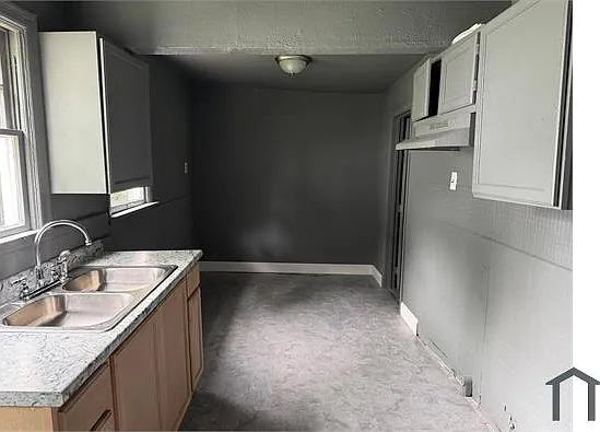 3 bed, $1,399 — Photo 4