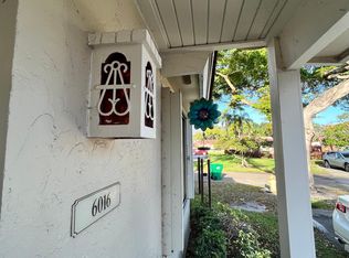 6016 NW 172 Terrace Cir, Hialeah, FL 33015