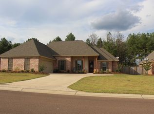 241 Fieldstone Ln, Madison, MS 39110