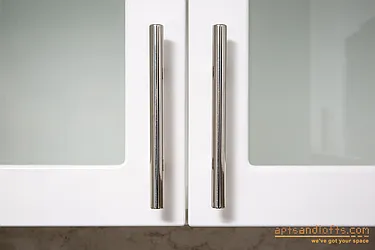 Rented by aptsandlofts.com