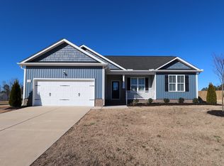 152 Springtooth Dr, Zebulon, NC 27597