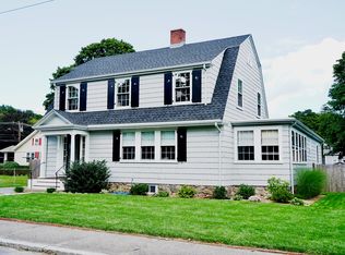 11 Laurel St, Marblehead, MA 01945