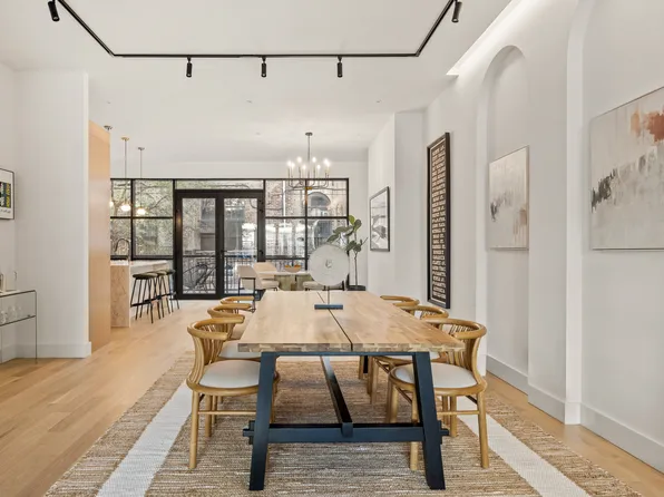 24 Belvedere Street image 9 of 27