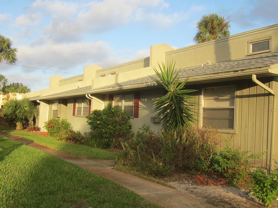 1st image of 2104 Grant Pl APT 8