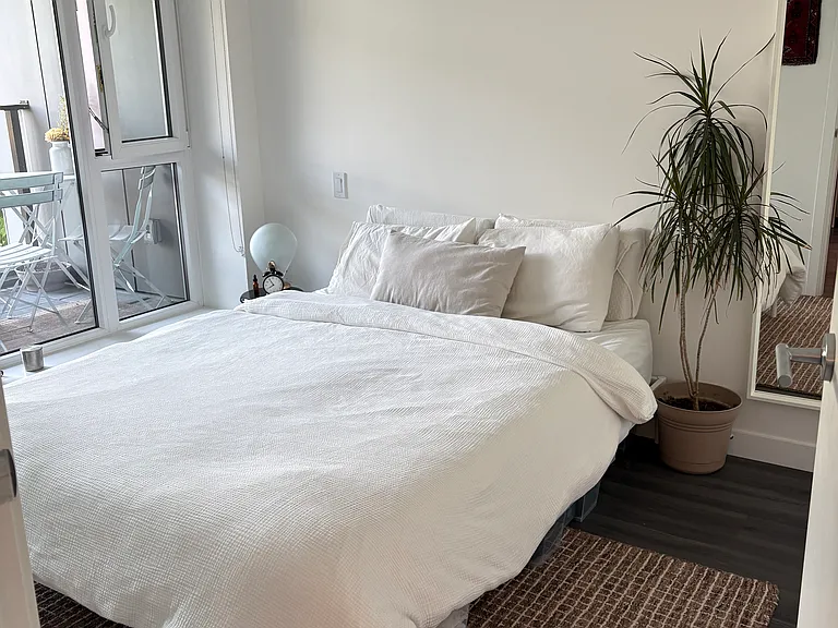212 E 28th Ave #203 — Photo 5