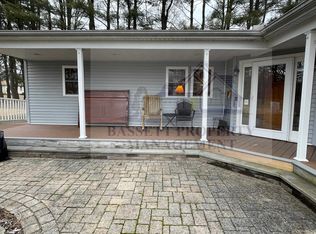 1 Locke Dr, North Haven, CT 06473