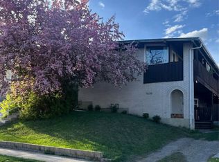 1636 27th Ave SW #3, Calgary, AB T2T1G6