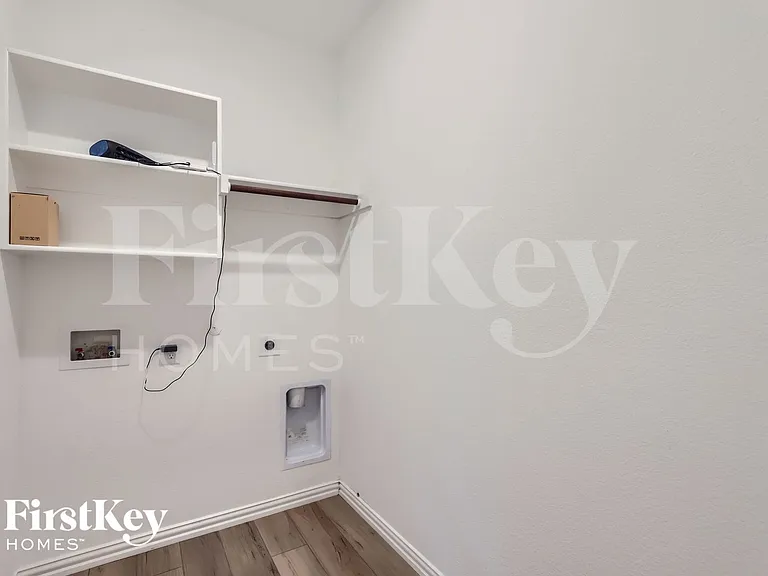 212 Wyndemere Ln — Photo 24
